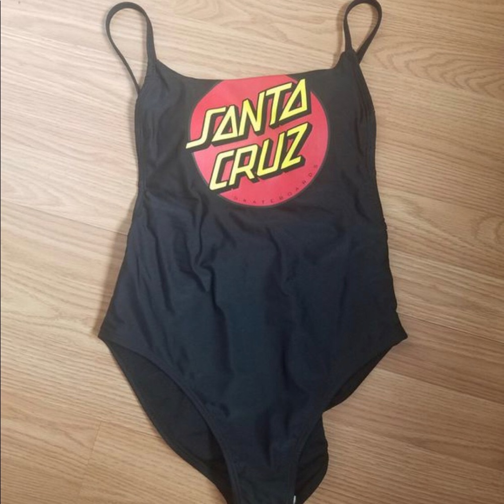 Santa Cruz One Piece